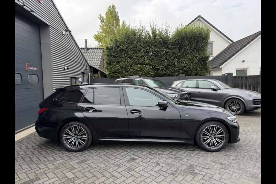 BMW 3 Serie Touring 320d High Executive M-Sport | Navigatie | DAB | Parkeersensoren | Elektrische Achterklep |