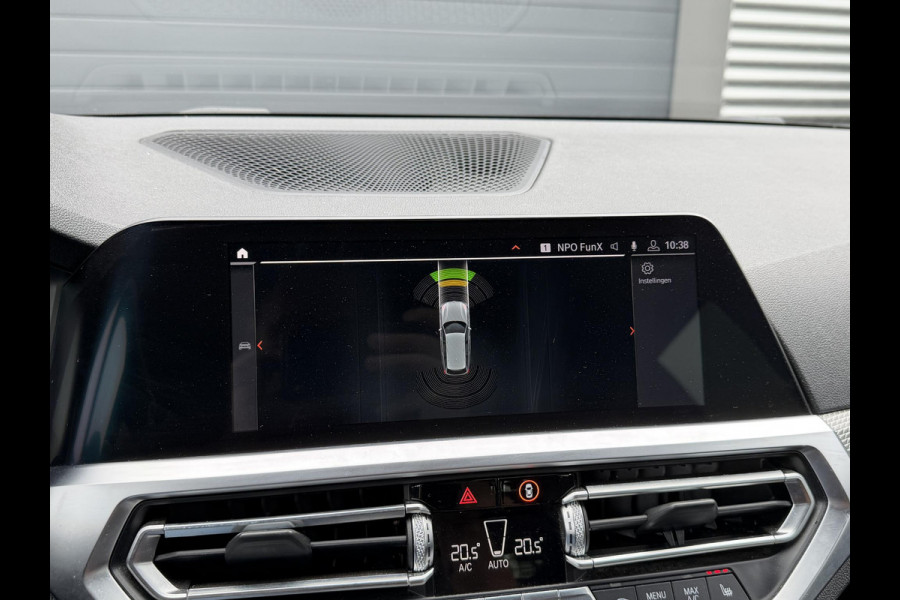 BMW 3 Serie Touring 320d High Executive M-Sport | Navigatie | DAB | Parkeersensoren | Elektrische Achterklep |