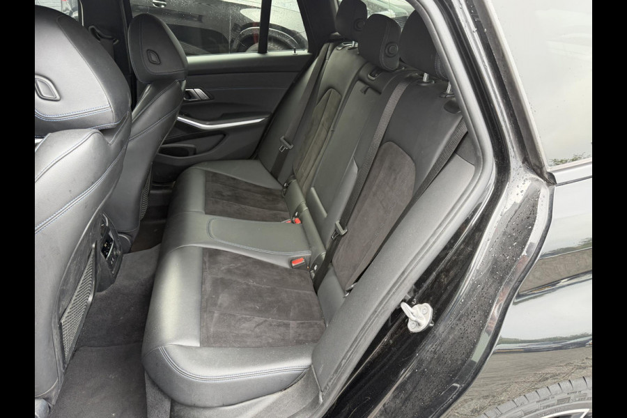 BMW 3 Serie Touring 320d High Executive M-Sport | Navigatie | DAB | Parkeersensoren | Elektrische Achterklep |
