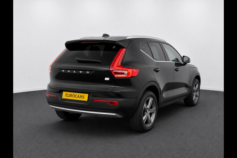 Volvo XC40 1.5 T4 Recharge Inscription Expression SoH 90% Navigatie Apple Carplay Android Auto Camera Parkeerhulp Cruise Control Stoel- en stuurverwarming Full led Elektrische achterklep Climate Control Lichtmetalen velgen