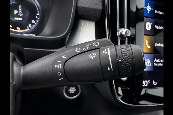 Volvo XC40 1.5 T4 Recharge Inscription Expression SoH 90% Navigatie Apple Carplay Android Auto Camera Parkeerhulp Cruise Control Stoel- en stuurverwarming Full led Elektrische achterklep Climate Control Lichtmetalen velgen