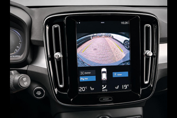 Volvo XC40 1.5 T4 Recharge Inscription Expression SoH 90% Navigatie Apple Carplay Android Auto Camera Parkeerhulp Cruise Control Stoel- en stuurverwarming Full led Elektrische achterklep Climate Control Lichtmetalen velgen