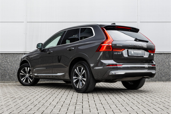Volvo XC60 2.0 Recharge T6 AWD Inscription Expr. Pano / Trekhaak / Bank verwar. / Carplay /