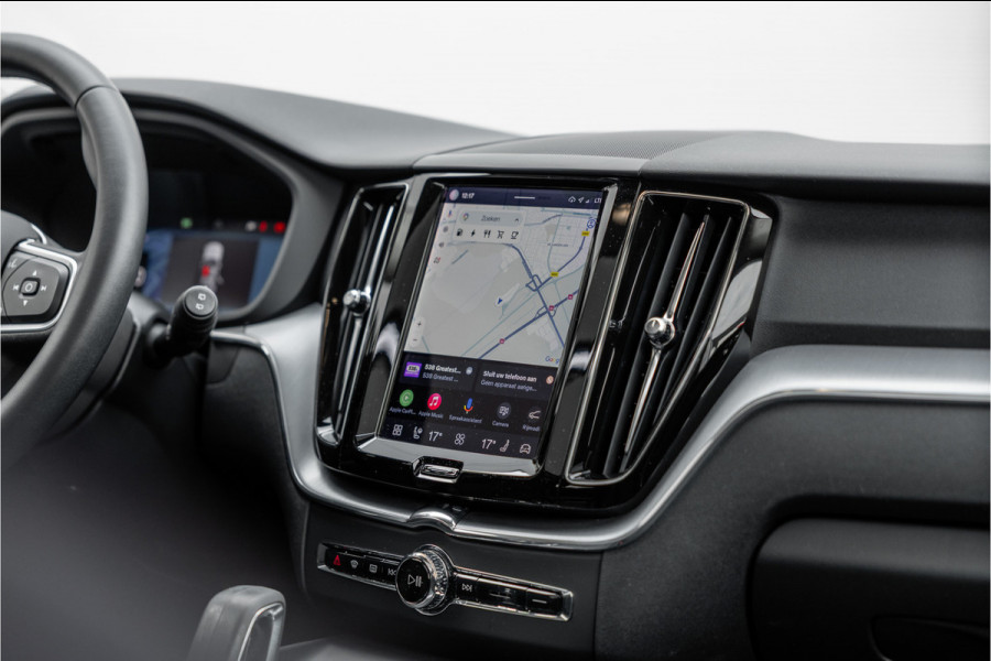 Volvo XC60 2.0 Recharge T6 AWD Inscription Expr. Pano / Trekhaak / Bank verwar. / Carplay /