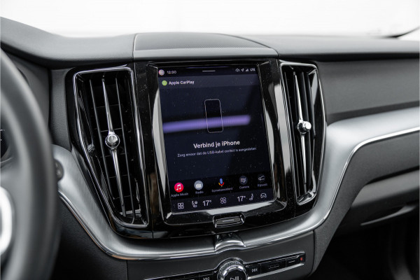 Volvo XC60 2.0 Recharge T6 AWD Inscription Expr. Pano / Trekhaak / Bank verwar. / Carplay /