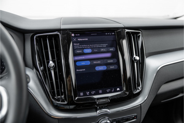 Volvo XC60 2.0 Recharge T6 AWD Inscription Expr. Pano / Trekhaak / Bank verwar. / Carplay /
