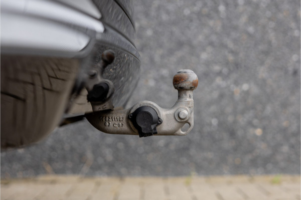 Volvo XC60 2.0 Recharge T6 AWD Inscription Expr. Pano / Trekhaak / Bank verwar. / Carplay /