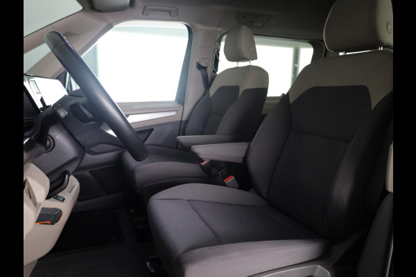 Volkswagen Multivan 1.5 eHybrid L2 Economy Business 4Motion 245 pk Automaat (DSG) | Verlengde garantie | Navigatie | Parkeersensoren (Park assist) | Achteruitrijcamera | Adaptieve cruise control | Autom. airco (3 zones) |