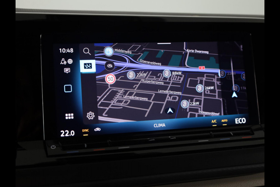 Volkswagen Multivan 1.5 eHybrid L2 Economy Business 4Motion 245 pk Automaat (DSG) | Verlengde garantie | Navigatie | Parkeersensoren (Park assist) | Achteruitrijcamera | Adaptieve cruise control | Autom. airco (3 zones) |