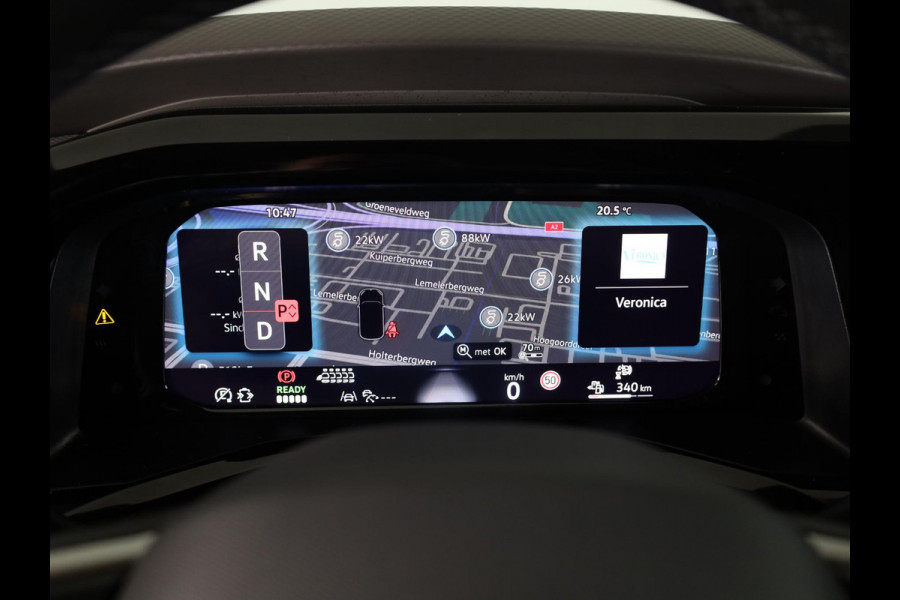 Volkswagen Multivan 1.5 eHybrid L2 Economy Business 4Motion 245 pk Automaat (DSG) | Verlengde garantie | Navigatie | Parkeersensoren (Park assist) | Achteruitrijcamera | Adaptieve cruise control | Autom. airco (3 zones) |
