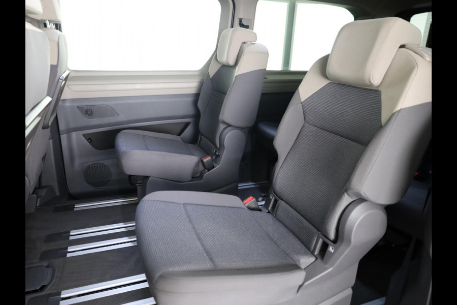 Volkswagen Multivan 1.5 eHybrid L2 Economy Business 4Motion 245 pk Automaat (DSG) | Verlengde garantie | Navigatie | Parkeersensoren (Park assist) | Achteruitrijcamera | Adaptieve cruise control | Autom. airco (3 zones) |