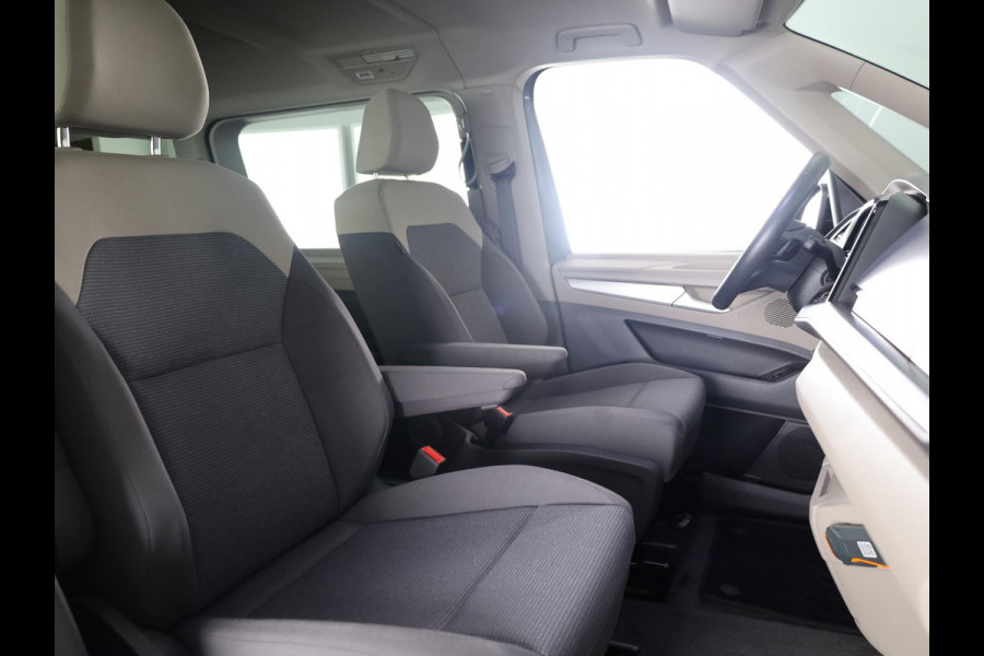 Volkswagen Multivan 1.5 eHybrid L2 Economy Business 4Motion 245 pk Automaat (DSG) | Verlengde garantie | Navigatie | Parkeersensoren (Park assist) | Achteruitrijcamera | Adaptieve cruise control | Autom. airco (3 zones) |