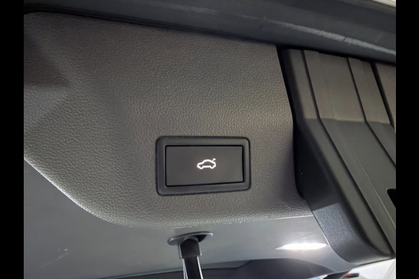 Volkswagen Multivan 1.4 eHybrid Energetic 7P/PANO/H-UP/SFEERVERL/DAB/CARPLAY/V-COCKPIT/CAM/NAVI/ADAPT-CRUISE///