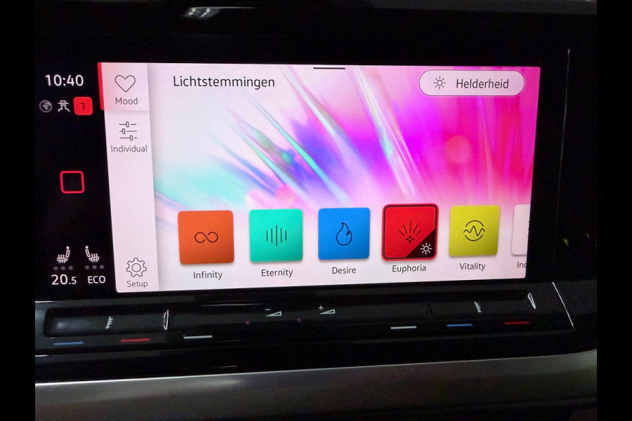 Volkswagen Multivan 1.4 eHybrid Energetic 7P/PANO/H-UP/SFEERVERL/DAB/CARPLAY/V-COCKPIT/CAM/NAVI/ADAPT-CRUISE///