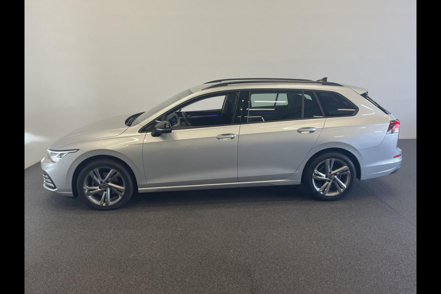 Volkswagen Golf Variant 1.0 eTSI 110pk DSG Life Automaat Navigatie Climate Control Parkeer sensoren Cruise control adaptieve Stoelverwarming Led