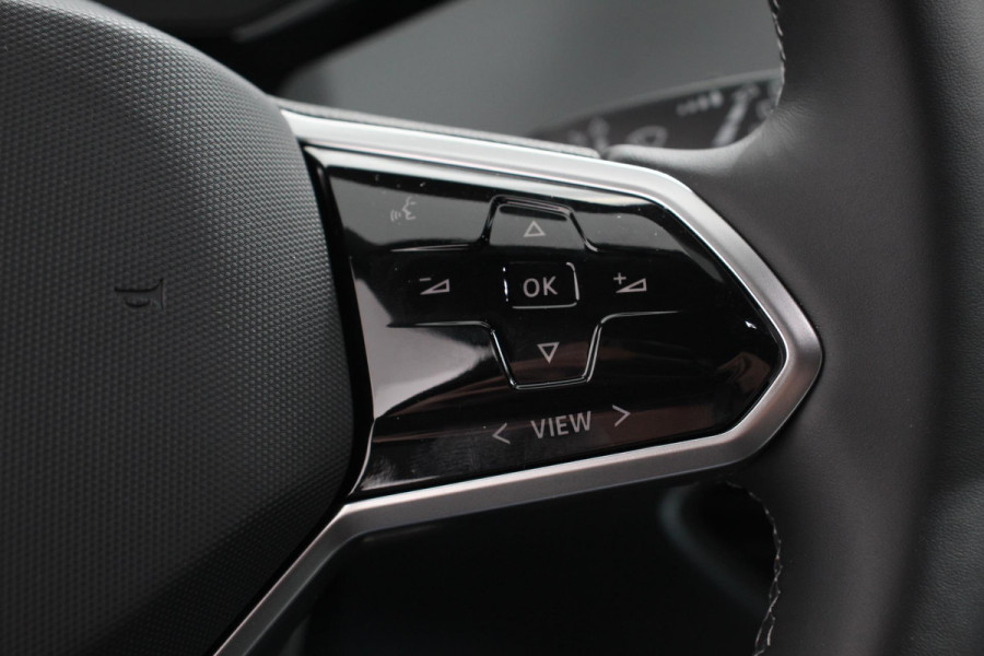 Volkswagen ID.3 Pro Edition 58 kWh Warmtepomp 18"Lichtmetalen Velgen Navigatie Camera Adaptieve Cruise Control Climate Control