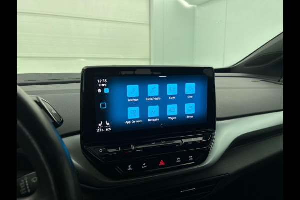 Volkswagen ID.4 Life 77 kWh SOH 91,4% Style Pack Navigatie Apple Carplay/Android Auto Adaptive Cruise Control Parkeersensoren Stoel- en stuurverwarming Full Led Climate Control Lichtmetalen velgen