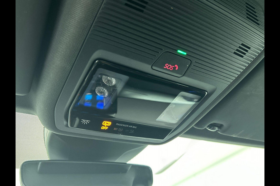 Volkswagen ID.4 Life 77 kWh SOH 91,4% Style Pack Navigatie Apple Carplay/Android Auto Adaptive Cruise Control Parkeersensoren Stoel- en stuurverwarming Full Led Climate Control Lichtmetalen velgen