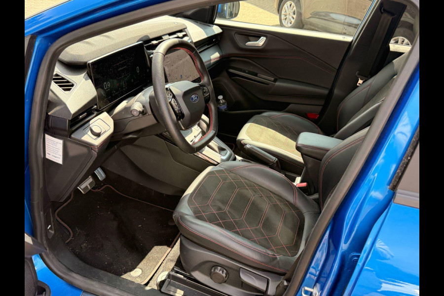 Ford Puma 1.0 EcoBoost Hybrid 155pk Automaat | Panoramadak | Afneembare trekhaak | Winter Pack | Adaptive cruise control | 360 graden camera | Bang&Olufsen | Elektrsiche achterklep | Matrix LED