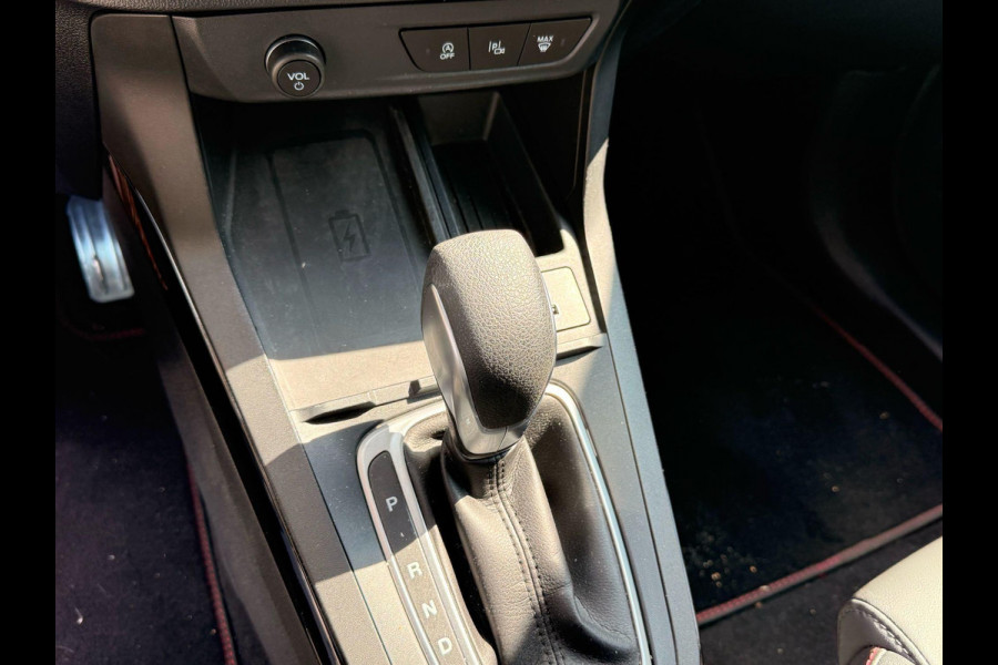 Ford Puma 1.0 EcoBoost Hybrid 155pk Automaat | Panoramadak | Afneembare trekhaak | Winter Pack | Adaptive cruise control | 360 graden camera | Bang&Olufsen | Elektrsiche achterklep | Matrix LED