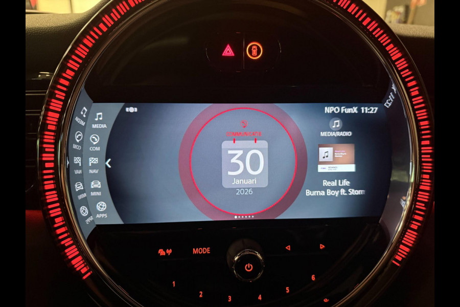 MINI Cooper 1.5 Cooper BLACK-EDITION PANO/H-UP/NAVI/CAM/DAB/CARPLAY/H-KARDON///