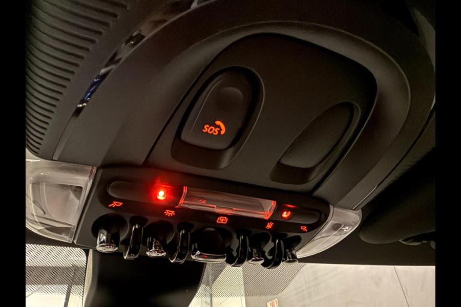MINI Cooper 1.5 Cooper BLACK-EDITION PANO/H-UP/NAVI/CAM/DAB/CARPLAY/H-KARDON///