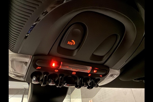 MINI Cooper 1.5 Cooper BLACK-EDITION PANO/H-UP/NAVI/CAM/DAB/CARPLAY/H-KARDON///