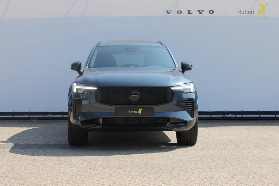 Volvo XC90 T8 455pk Automaat AWD Ultra Black Edition Stoelmassage - en ventilatie Luchtvering / Trekhaak / Panoramadak / Google services / Elektrisch bedienbare voorstoelen met geheugen / Stoelverwarming voor en achter