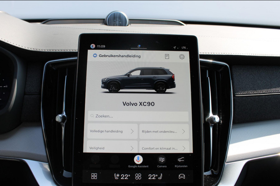 Volvo XC90 T8 455pk Automaat AWD Ultra Black Edition Stoelmassage - en ventilatie Luchtvering / Trekhaak / Panoramadak / Google services / Elektrisch bedienbare voorstoelen met geheugen / Stoelverwarming voor en achter
