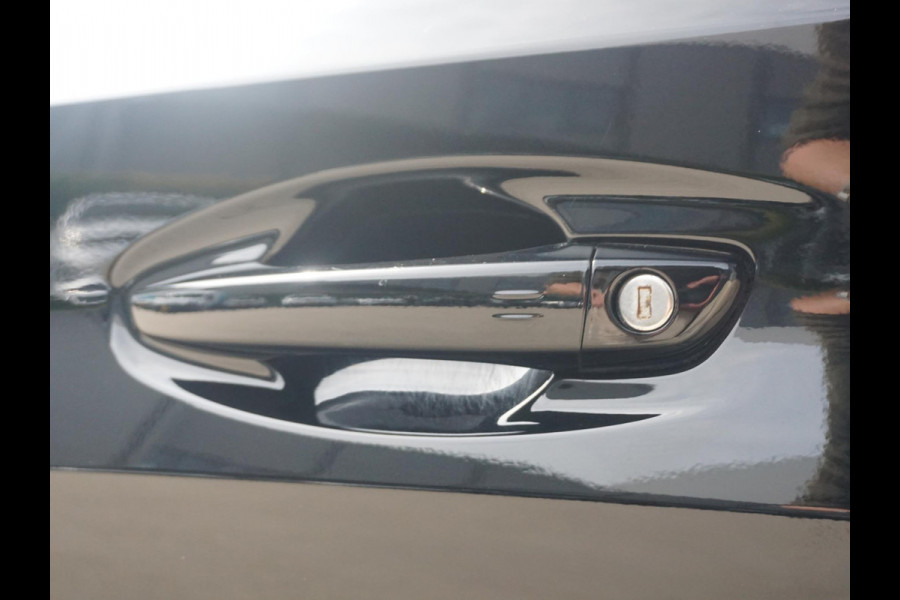 Peugeot 208 1.2 PureTech Allure Pack Keyless entry