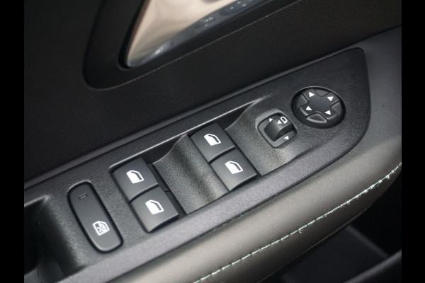 Peugeot 208 1.2 PureTech Allure Pack Keyless entry