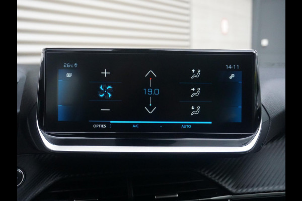 Peugeot 208 1.2 PureTech Allure Pack Keyless entry