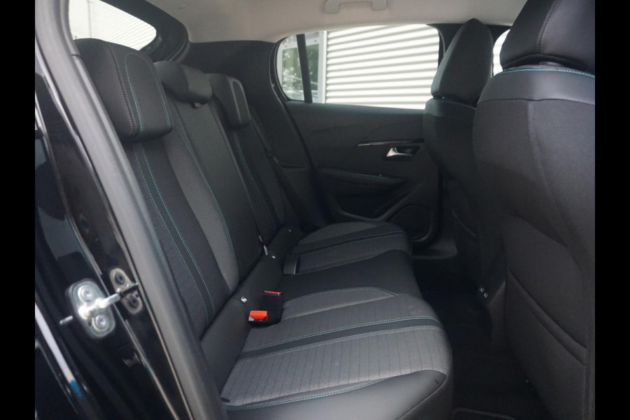 Peugeot 208 1.2 PureTech Allure Pack Keyless entry