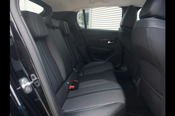 Peugeot 208 1.2 PureTech Allure Pack Keyless entry