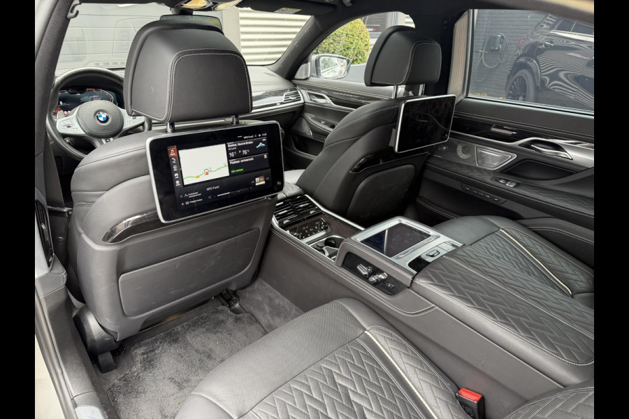 BMW 7 Serie 750Li xDrive High Executive M-Sport | Panoramadak | Sky Lounge | TV Schermen | Massage | Bowers & Wilkins |