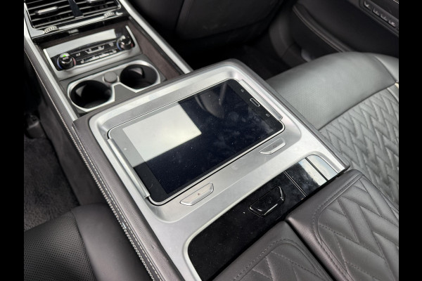 BMW 7 Serie 750Li xDrive High Executive M-Sport | Panoramadak | Sky Lounge | TV Schermen | Massage | Bowers & Wilkins |