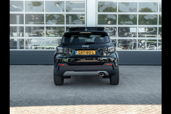 Jeep Avenger 1.2 e-Hybrid Summit | Infotainment Pack | Schuif/Kanteldak | Leder&Winter Pack | 19" Brute velgen