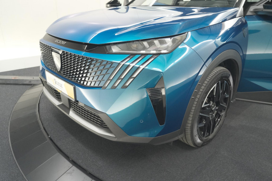 Peugeot 5008 1.2 Hybrid 136 GT 7p | Adaptieve Cruise Control | Camera | Elektrische Kofferklep | Stoelverwarming