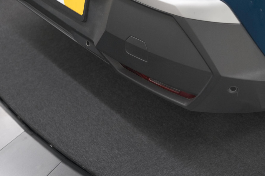Peugeot 5008 1.2 Hybrid 136 GT 7p | Adaptieve Cruise Control | Camera | Elektrische Kofferklep | Stoelverwarming