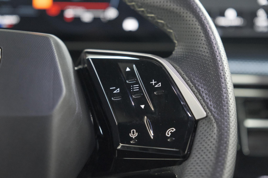 Peugeot 5008 1.2 Hybrid 136 GT 7p | Adaptieve Cruise Control | Camera | Elektrische Kofferklep | Stoelverwarming