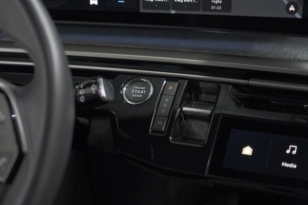 Peugeot 5008 1.2 Hybrid 136 GT 7p | Adaptieve Cruise Control | Camera | Elektrische Kofferklep | Stoelverwarming
