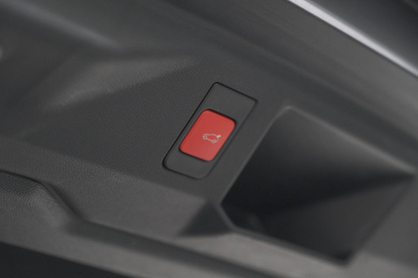 Peugeot 5008 1.2 Hybrid 136 GT 7p | Adaptieve Cruise Control | Camera | Elektrische Kofferklep | Stoelverwarming