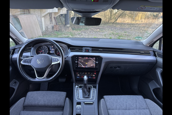 Volkswagen Passat Variant 1.5 TSI 150PK DSG BUSINESS CAMERA/NAVI/CARPLAY