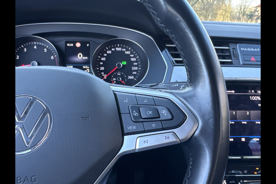 Volkswagen Passat Variant 1.5 TSI 150PK DSG BUSINESS CAMERA/NAVI/CARPLAY