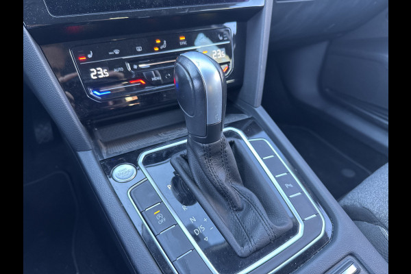 Volkswagen Passat Variant 1.5 TSI 150PK DSG BUSINESS CAMERA/NAVI/CARPLAY