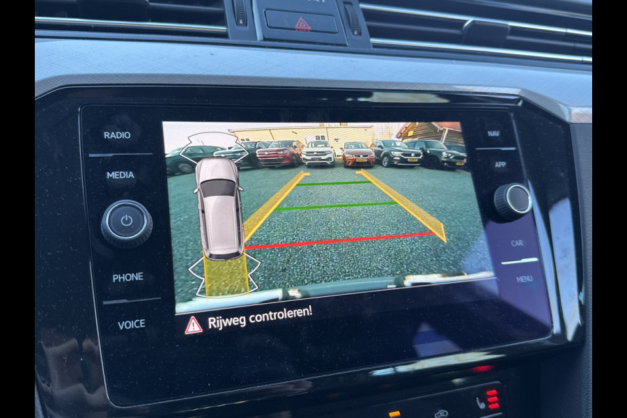 Volkswagen Passat Variant 1.5 TSI 150PK DSG BUSINESS CAMERA/NAVI/CARPLAY