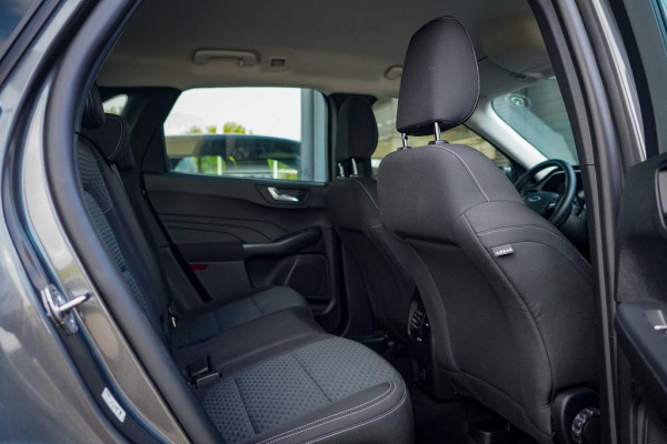 Ford Kuga 2.5 PHEV Cool & Connect / Magnetic Grey Metallic / Incl BTW