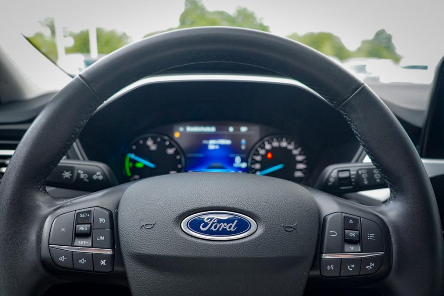 Ford Kuga 2.5 PHEV Cool & Connect / Magnetic Grey Metallic / Incl BTW
