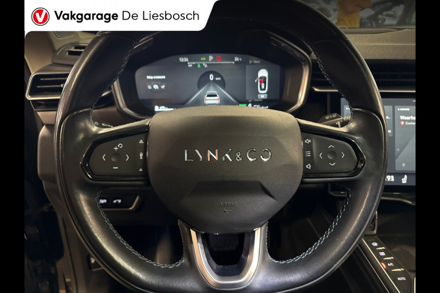 Lynk & Co 01 1.5 / pano / navi / camera / Infinity / memory / elec klep / Apple Android carplay