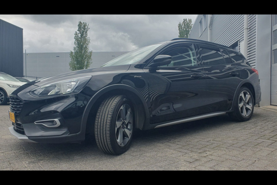 Ford FOCUS Wagon 1.0 EcoBoost Active Business, Trekhaak, Carplay, Navi